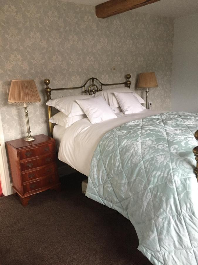 Eagle House Bed & Breakfast Eccleshall Bagian luar foto